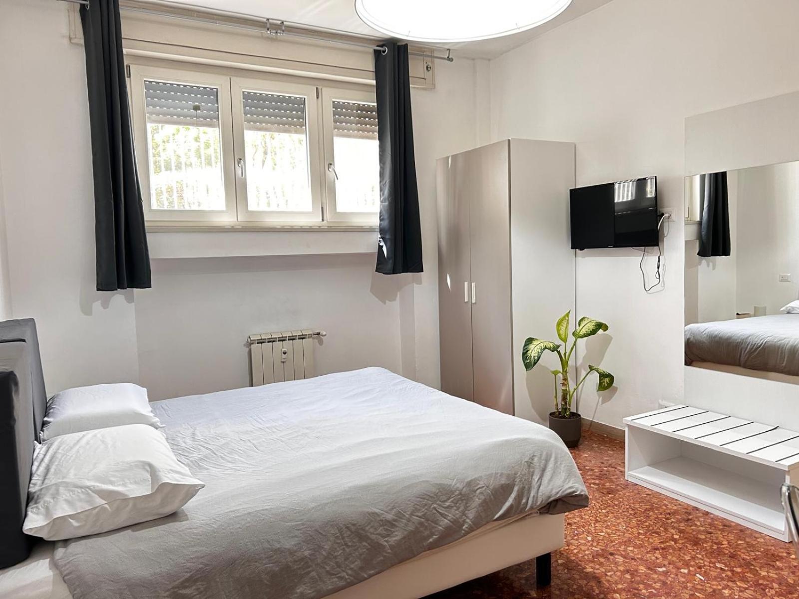 Bam Bam Tiburtina Guesthouse Roma Esterno foto
